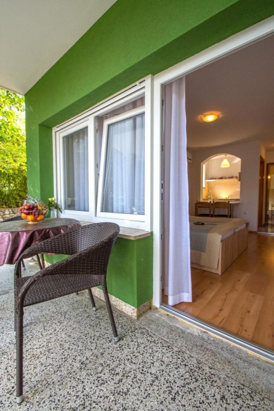 Apartments Sabina - 100M From Sea Crikvenica Zewnętrze zdjęcie
