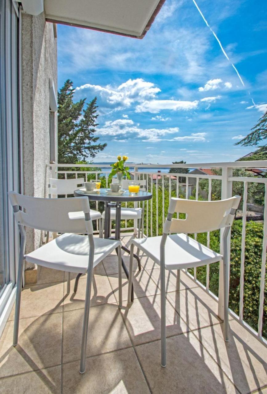 Apartments Sabina - 100M From Sea Crikvenica Zewnętrze zdjęcie