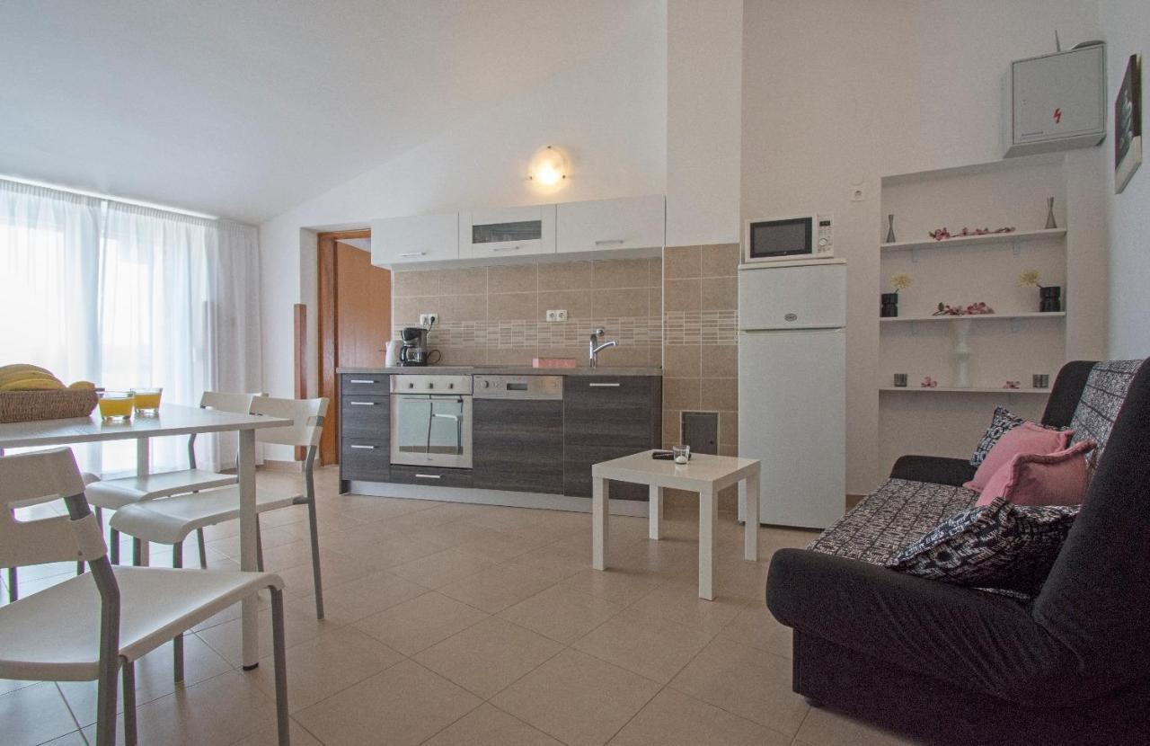 Apartments Sabina - 100M From Sea Crikvenica Zewnętrze zdjęcie