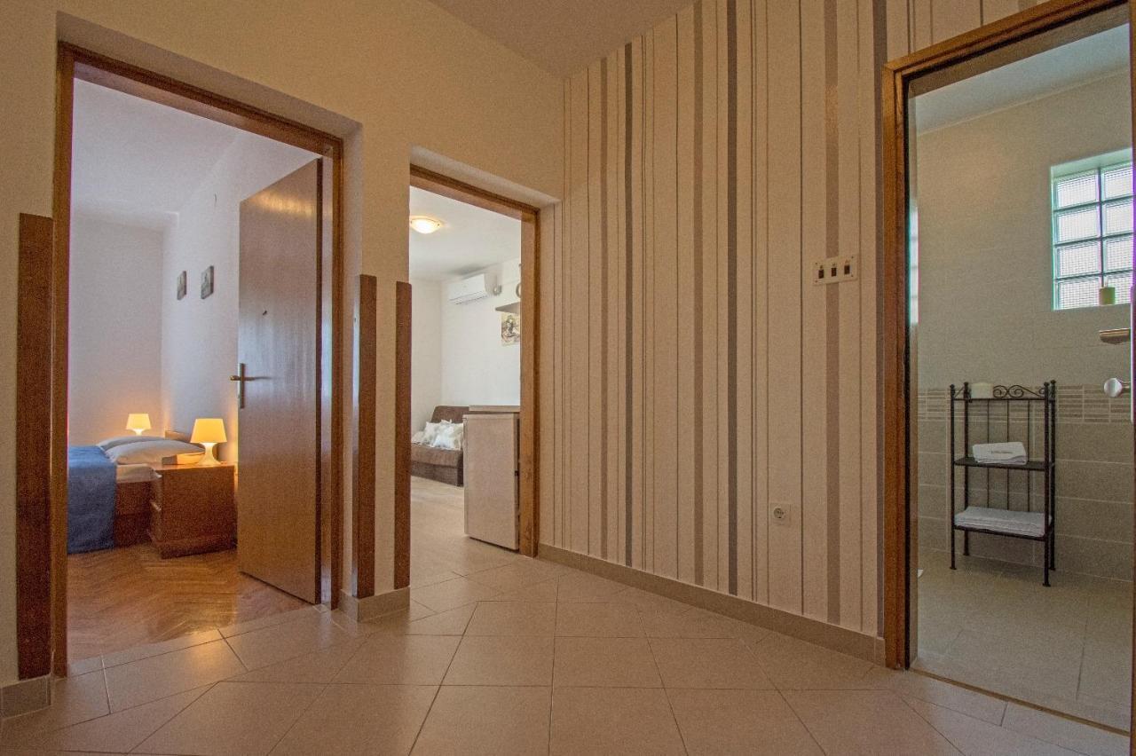 Apartments Sabina - 100M From Sea Crikvenica Zewnętrze zdjęcie